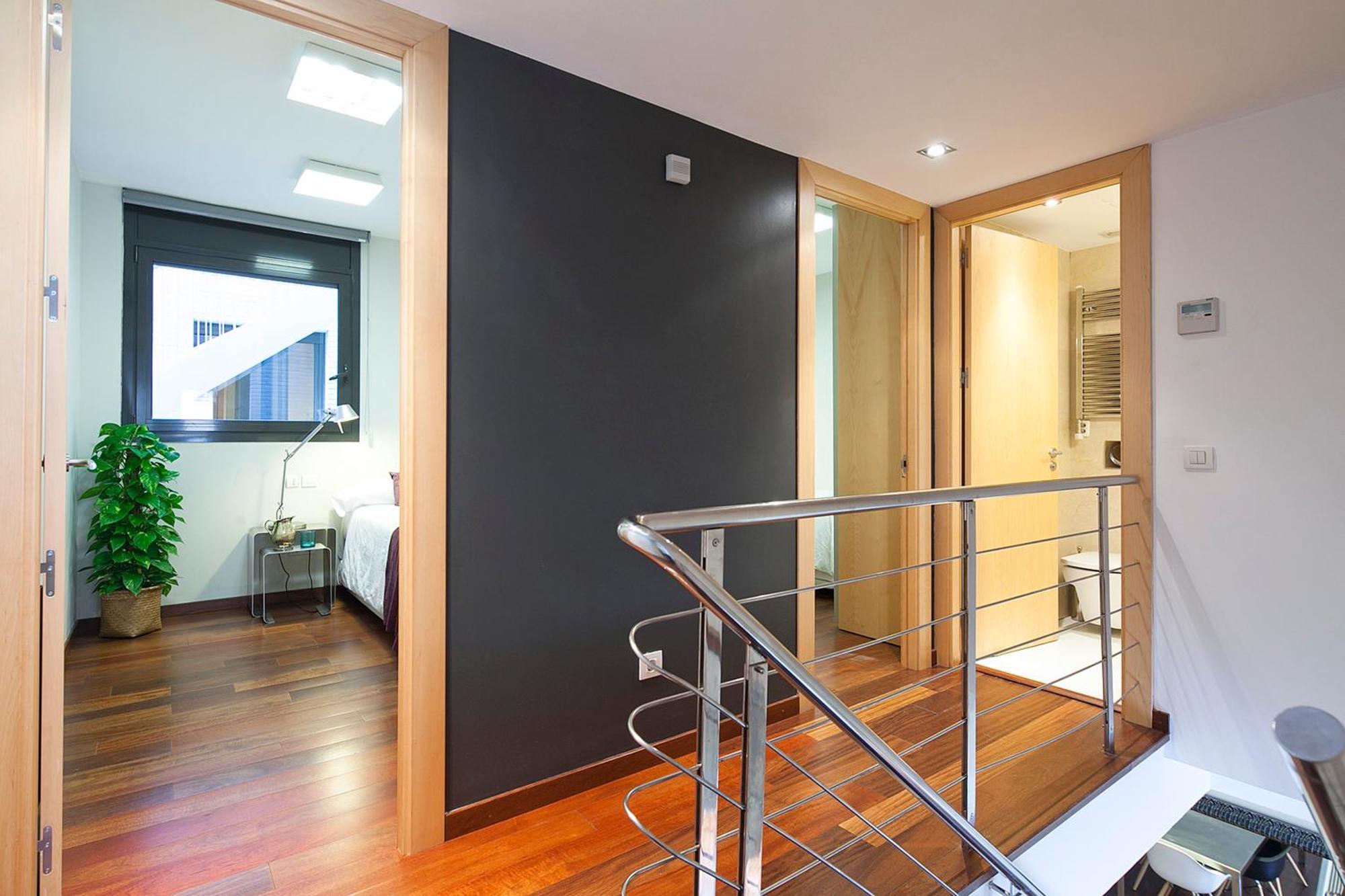 My Space Emirates - Splendid Apartment With Terrace And Pool Near Park Gueell Barcelona Buitenkant foto
