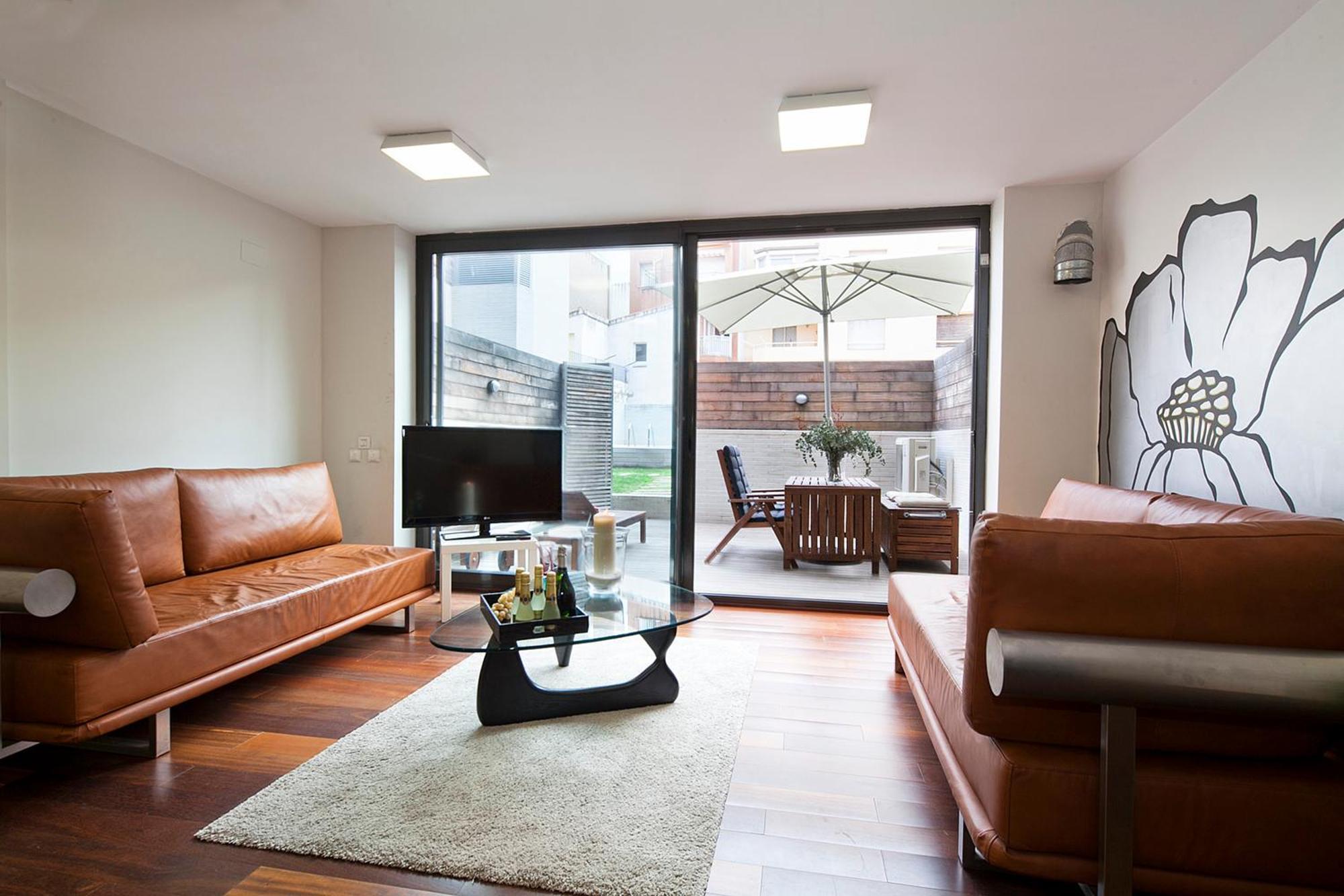 My Space Emirates - Splendid Apartment With Terrace And Pool Near Park Gueell Barcelona Buitenkant foto