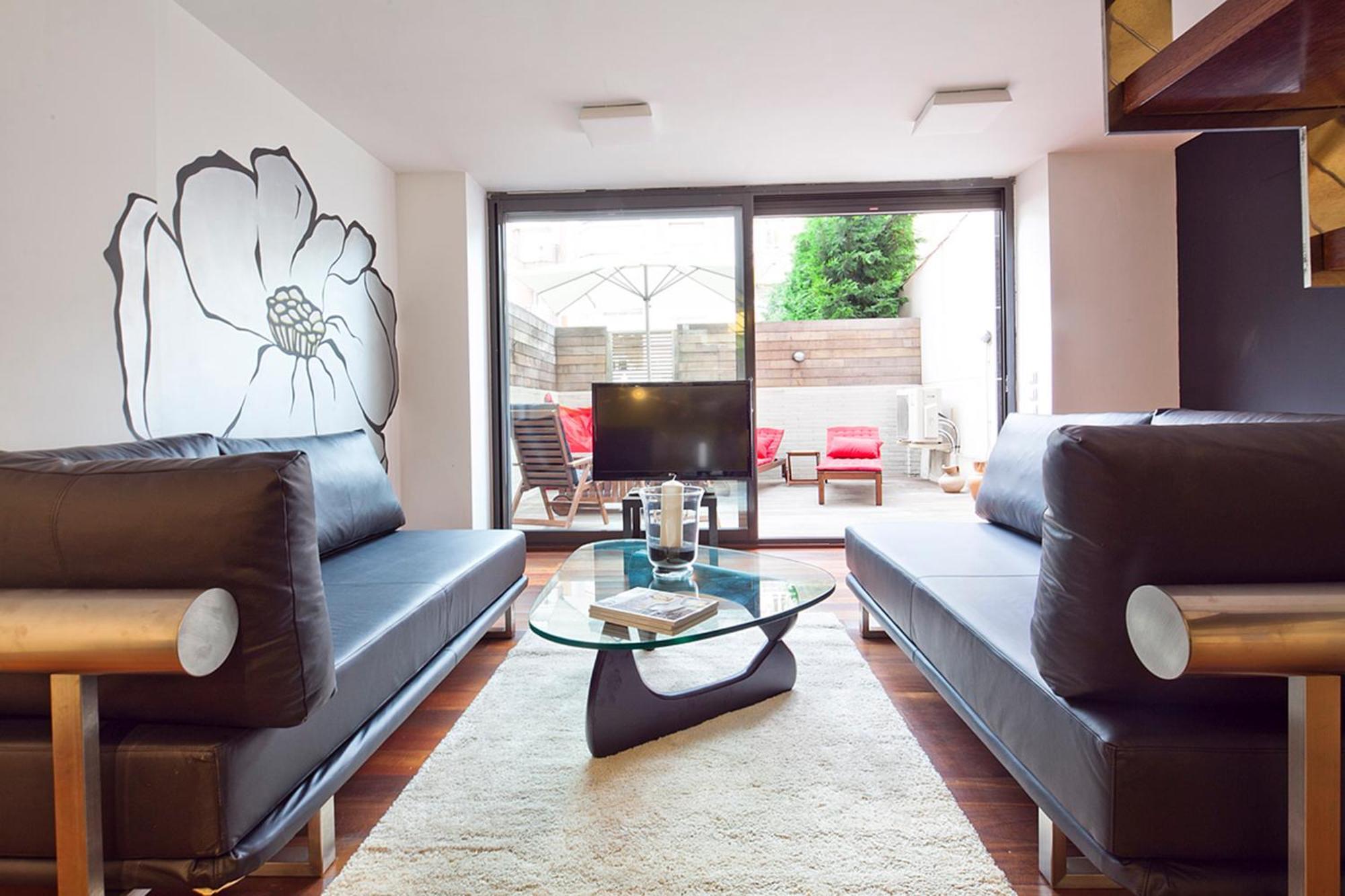 My Space Emirates - Splendid Apartment With Terrace And Pool Near Park Gueell Barcelona Buitenkant foto
